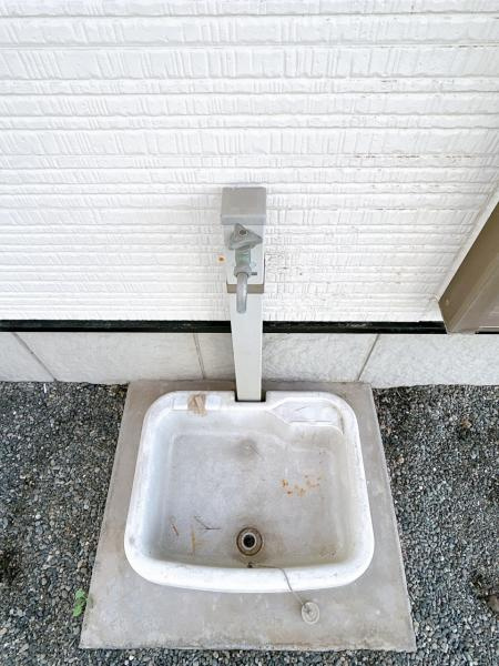富士市中丸の中古一戸建|【現況販売】庭横外水道