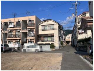 売土地　大東市南津の辺町（建築条件無し更地）の前面道路含む現地写真