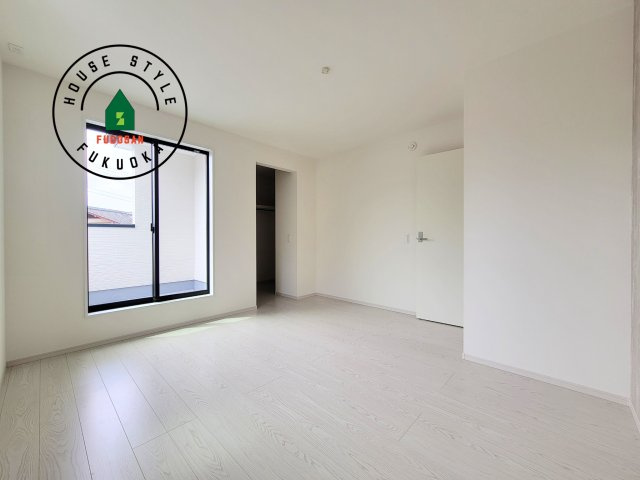 福岡市東区下原2丁目第7-1棟（1号棟）の寝室|主寝室には収納力に優れたクローゼットがありますので、お部屋もすっきり片付きます。