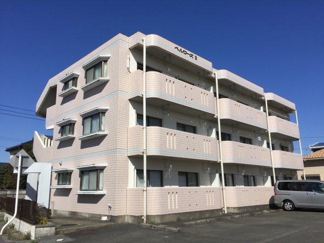 ペルローズBの外観