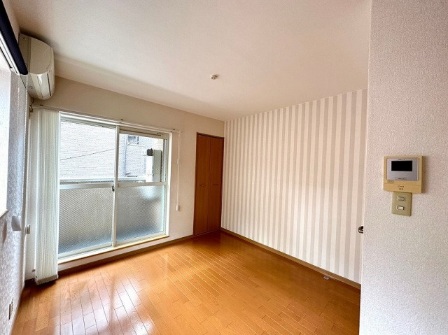 コンフォートベネフィス西新東の居間・リビング