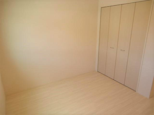 サンフラワーの洋室