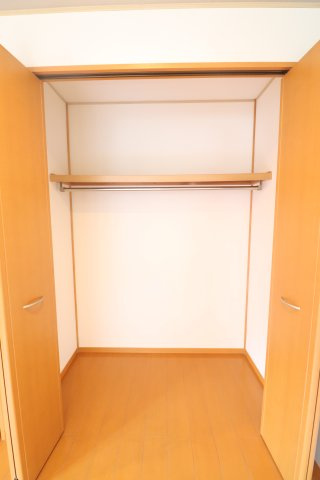 ハイツウエルカムの収納