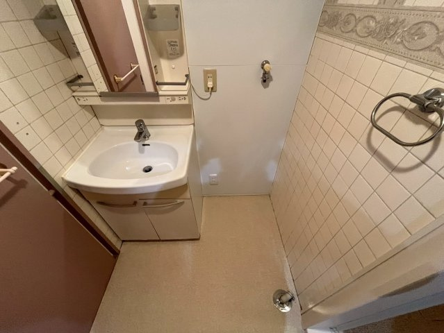 ローズハイツ芦屋の洗面所