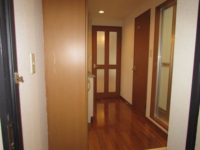 クレアトゥール地行の内装