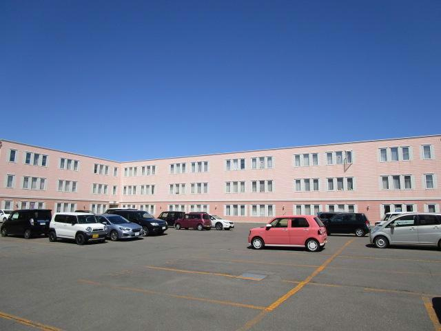 ラグ１６１Ｅの駐車場