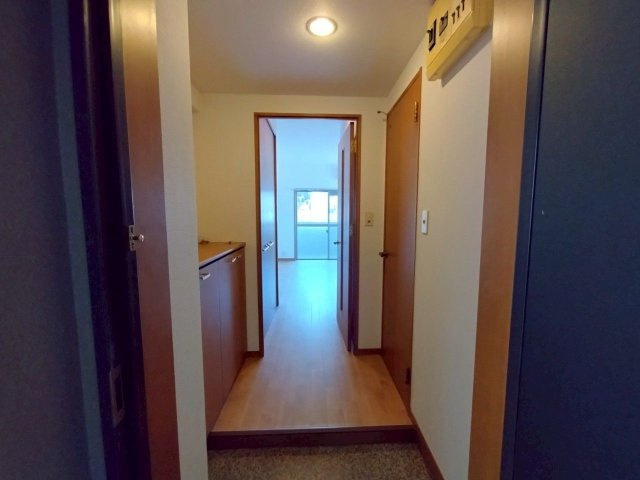 ラフィネスネオシティ平尾の玄関