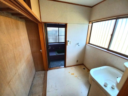 東松山市大谷 中古戸建の洗面所