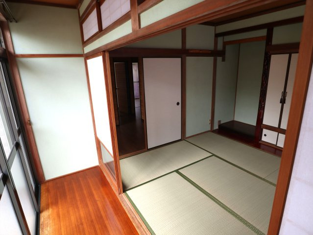郷曽中古戸建の和室