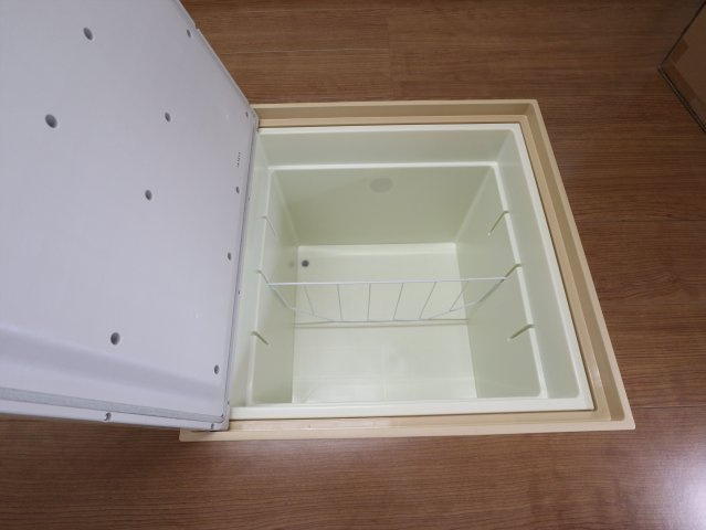 郷曽中古戸建のキッチン|床下収納