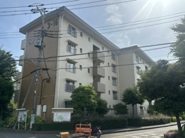 車返団地3街区16号棟の画像