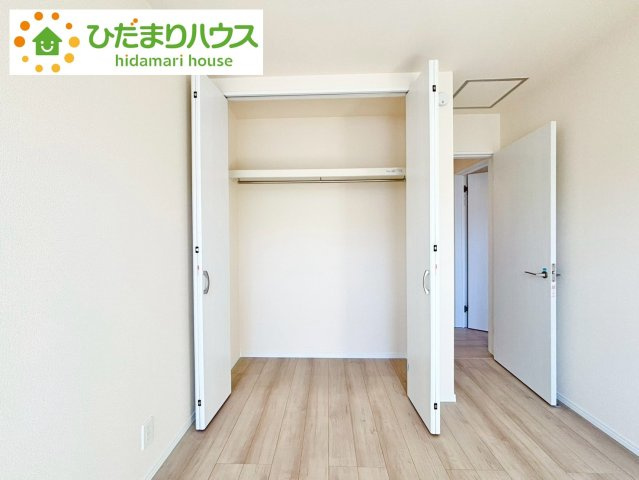 野田市堤台281番2　新築戸建　B号棟の収納|クローゼットタイプの収納は荷物がどこにあるかすぐに見つかります！						
