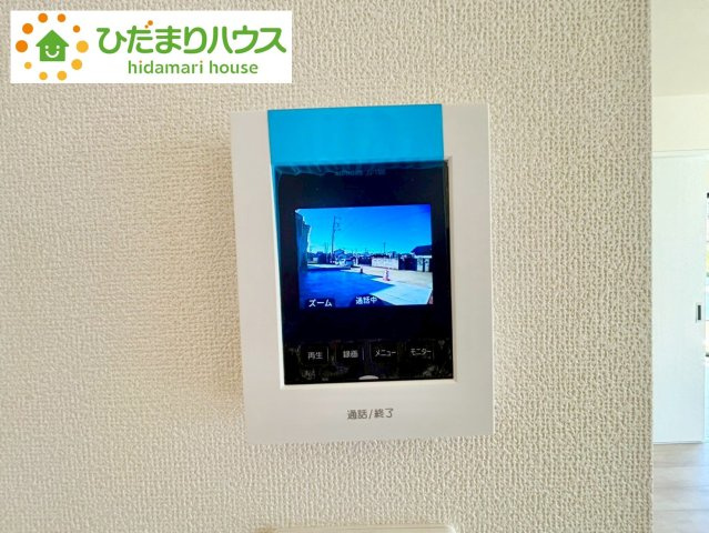 野田市堤台281番2　新築戸建　B号棟の防犯設備|お子様のお留守番にも安心なTVモニター付きインターホン(^^♪						
