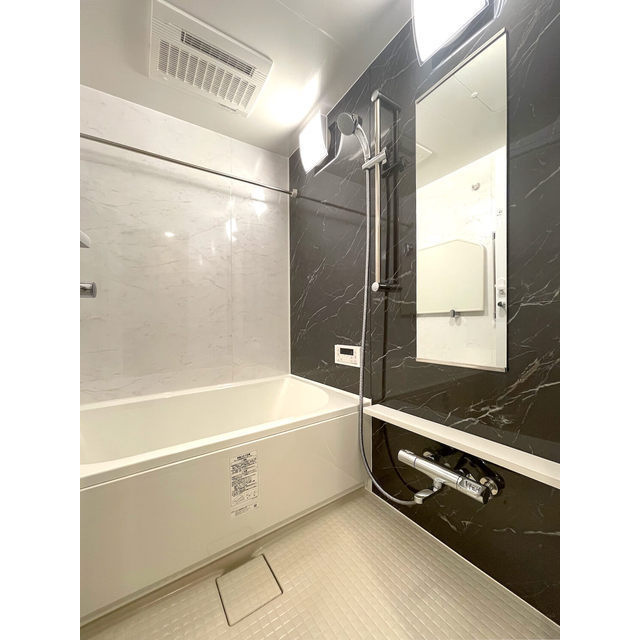 LEFOND PROGRES浅草入谷の浴室