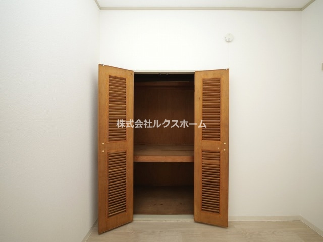 青葉丘ハイツの収納