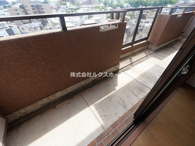 清涼ハイツのバルコニー|落ち着いた時間を過ごせるバルコニーです