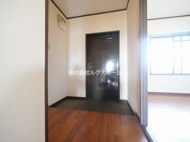 清涼ハイツの玄関|きれいな玄関です