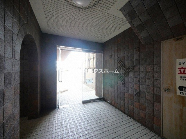 清涼ハイツのロビー|毎日通るロビーはこのようになっています