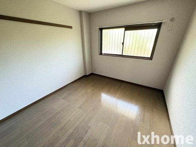 パステル新堂の洋室|広々とした洋室です