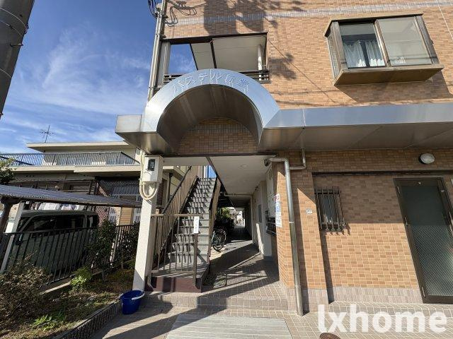 パステル新堂のロビー|毎日通るロビーはこのようになっています