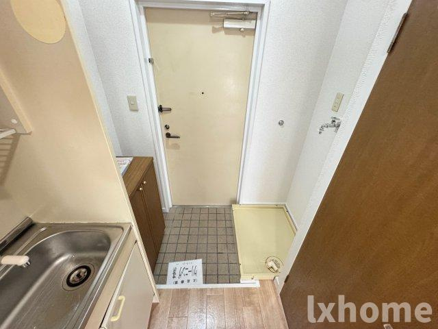 カントリー青葉ハイツの玄関