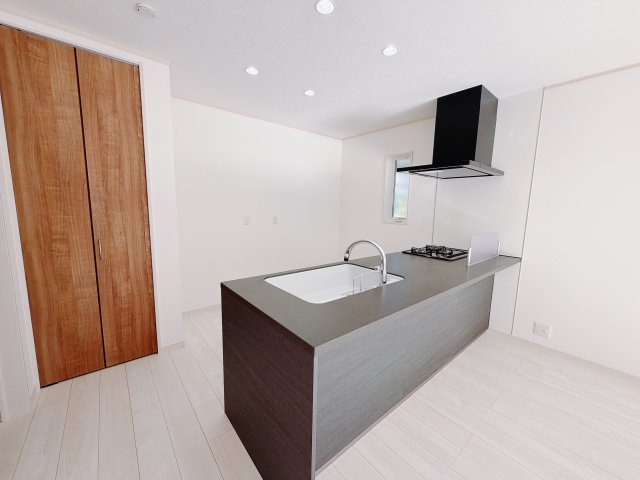 【新築戸建】前橋市下細井町のダイニング|■ダイニング｜【ダイニングなのに】お家にいるけどおしゃれなカフェに来ているような感覚になってしまうカフェカウンター☆