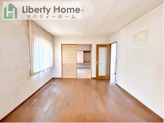 ひたちなか市馬渡　中古戸建の居間・リビング