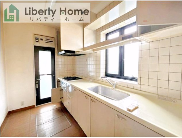 ひたちなか市馬渡　中古戸建のキッチン