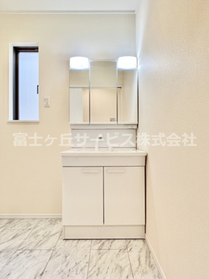 【独立洗面台】 | 駿東郡長泉町下土狩 新築一戸建て A号棟 | 使いやすい独立洗面台です