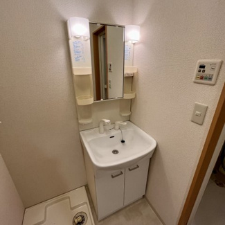 【洗面所】 | Bequem