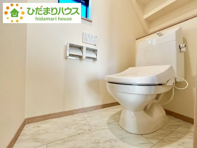 野田市堤台281番2　新築戸建　E号棟のトイレ|温水洗浄便座ついてます(^^♪			
