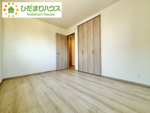野田市堤台281番2　新築戸建　E号棟の子供部屋|お掃除しやすく、清潔感を保てるのでダニも発生しにくいフローリング♪							

