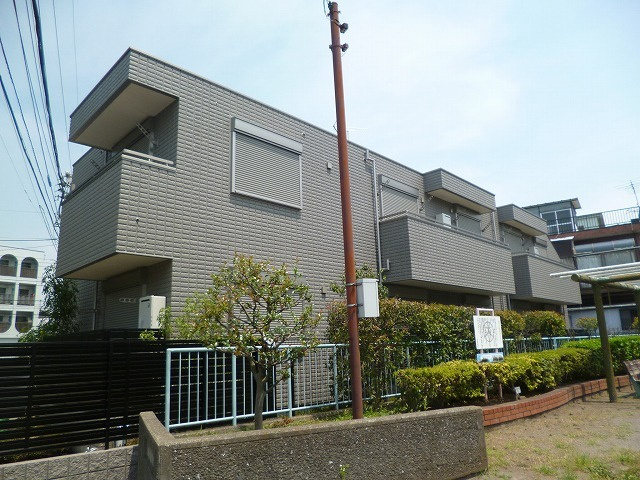 Ｌｕｚのエントランス|閑静な住環境