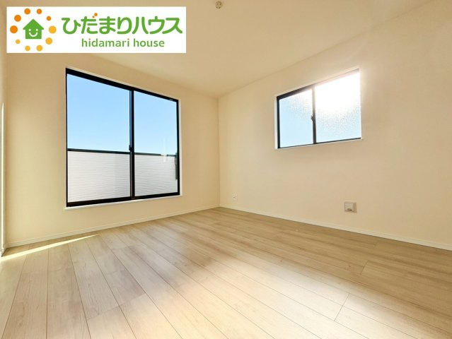 野田市堤台281番2　新築戸建　F号棟の洋室|バルコニーに面している洋室は、主寝室にどうぞ(^^)/						
