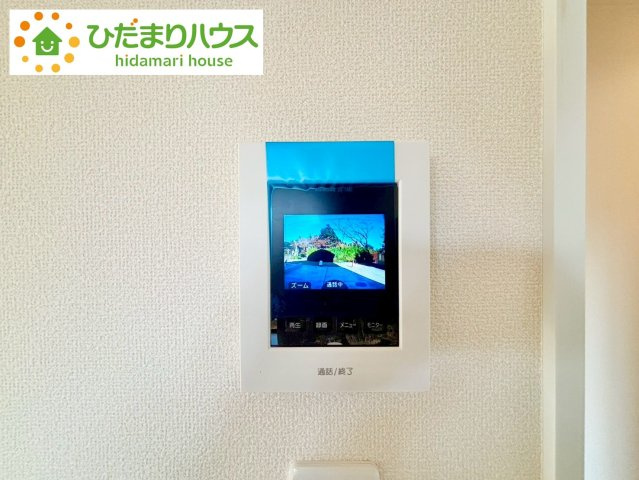 野田市堤台281番2　新築戸建　F号棟の防犯設備|お子様のお留守番にも安心なTVモニター付きインターホン(^^♪						
