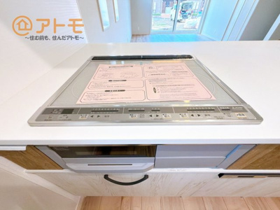 【設備】 | 三島市谷田　新築一戸建て　3号棟 | IHクッキングヒーターはお掃除も楽々♪