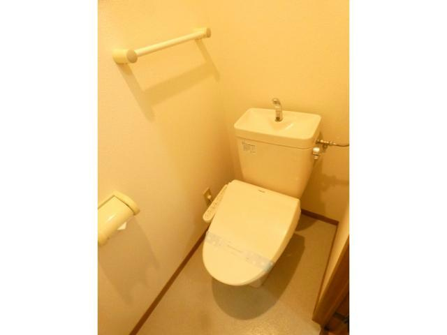 クレヴァのトイレ