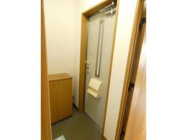 クレヴァの玄関