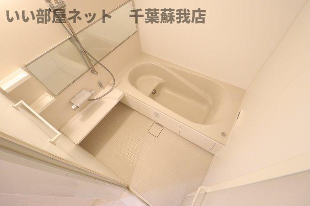 ストリームの浴室|日々の疲れを癒すお風呂付です