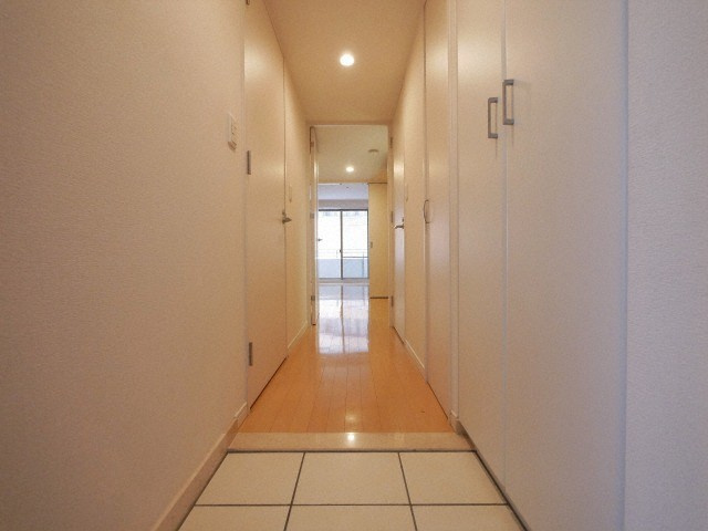 ポートヴィラ靭公園の玄関