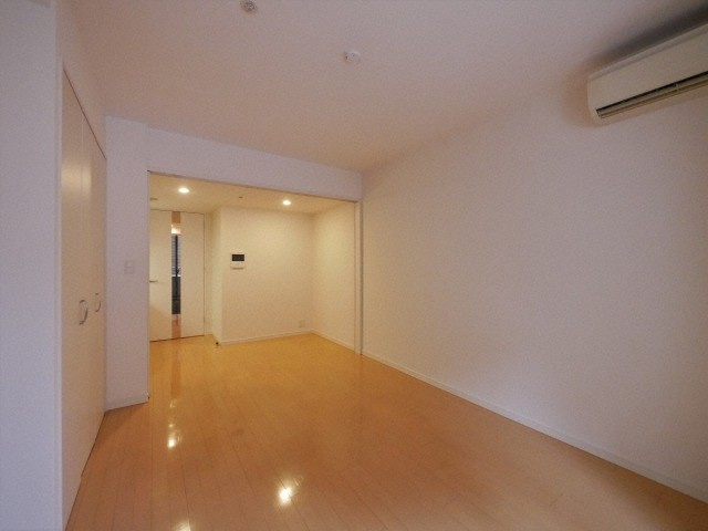 ポートヴィラ靭公園の洋室