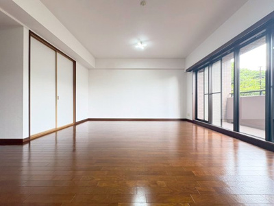 【居間・リビング】 | 池田五月丘パークハウス