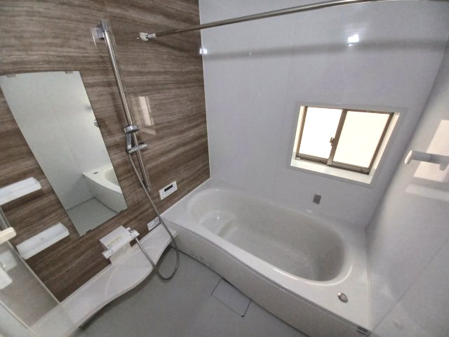 東松山市六軒町　中古戸建の浴室|暖房換気乾燥付きの浴室です