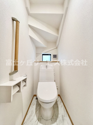 【トイレ】 | 裾野市石脇 B号棟 | 1Fのトイレです