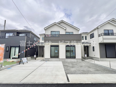 【駐車場】 | 裾野市石脇 B号棟 | 車をお持ちの方に嬉しい駐車場付きの物件です