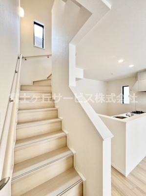 【その他】 | 裾野市石脇 C号棟 | 階段です
