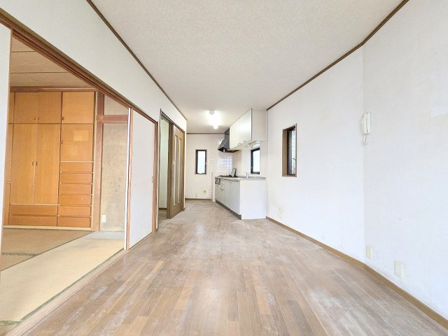 武蔵村山市三ツ木5丁目 中古戸建の居間・リビング