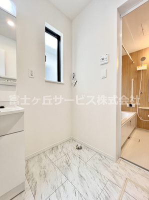 【ランドリースペース】 | 裾野市石脇 D号棟 | ランドリースペースです