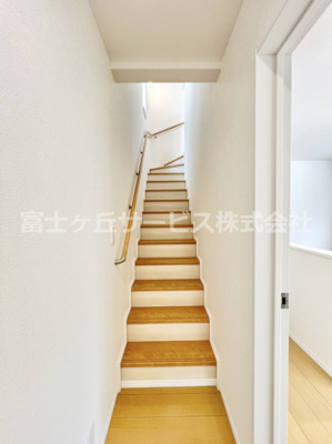 【その他】 | 裾野市石脇 D号棟 | 階段です