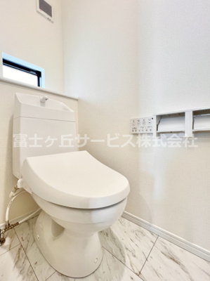 【トイレ】 | 裾野市石脇 D号棟 | 2Fのトイレです